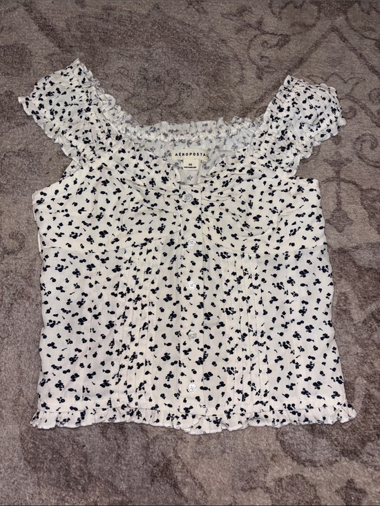Aeropostale Tops - Aeropostale White Floral Button-Front Ruffle shirt
